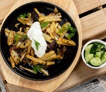 Картофель, жаренный по-домашнему с лесными грибами