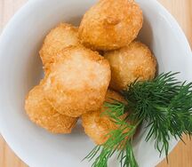 Сырные шарики из моцареллы