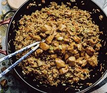 Рис с курицей терияки и устричным соусом
