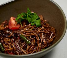 Лапша Чанджанмён с курицей