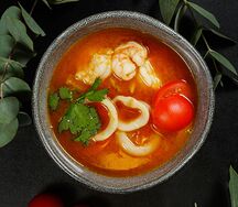 Суп томатный с морепродуктами