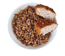 Гречка с куриной котлетой