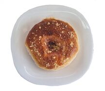 Булка с джемом 