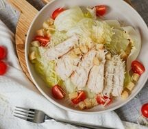 Цезарь с курицей