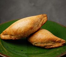 Пирог ржаной с курицей и грибами