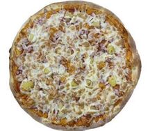 Пицца с ананасами