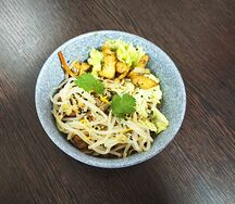 WOK с курицей и овощами