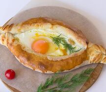Хачапури по-аджарски