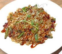 Тяхан со свининой и овощами