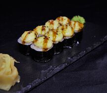 Запеченные маки с лососем