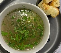 Бульон куриный с яйцом