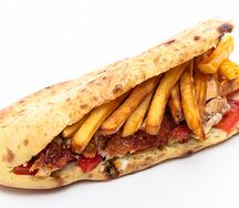 Шаурма в пите с курицей