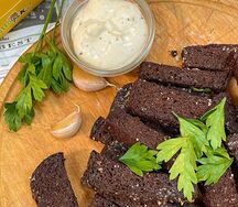 Гренки чесночные