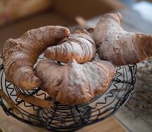 Круассан с шоколадным кремом
