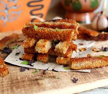 Ржаные гренки с чесноком и сыром