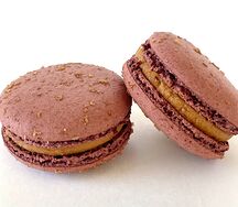 Макарон Солёная карамель