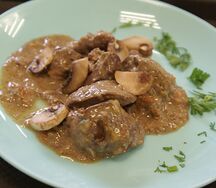 Печень куриная в сливочном соусе 