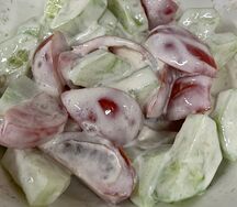 Овощной салат со сметаной