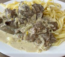 Куриная печень в сливочном соусе