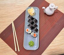 Ролл Инь Янь с лососем