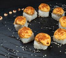 Запеченный ролл Филадельфия