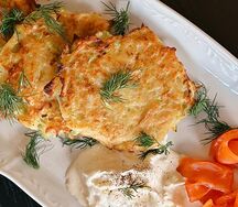 Драники с лососем и страчателлой
