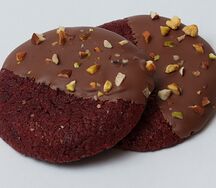 Миндальное печенье Красный бархат