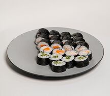 Нори маки с креветкой