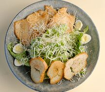 Цезарь с курицей