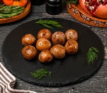 Молодой картофель на углях