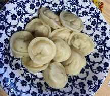 Пельмени по-домашнему с курицей (ручная лепка)