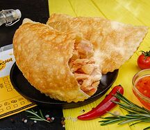 Чебурек с курицей по-азиатски