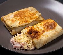 Блинчики с ветчиной и сыром