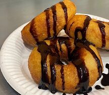 10 пышек с карамелью