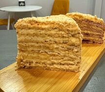 Торт с бананово-карамельным крем-чизом