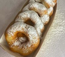 10 пышек с сахарной пудрой