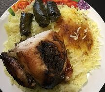 Плов с курицей и долмой