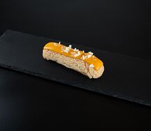 Пирожное Эклер Манго-маракуйя