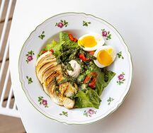 Салат с цыпленком