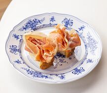 С сыровяленым окороком и вялеными томатами