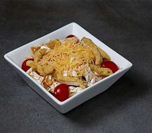 Салат Цезарь с курицей