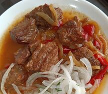 Зажарка говяжья с овощами