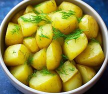 Картофель отварной с маслом и зеленью