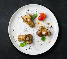 Рулетики из баклажанов