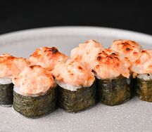 Запеченный с гребешком
