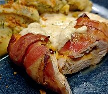 Куриный рулет в беконом 