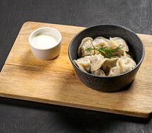 Пельмени домашние с фермерским мясом и сметаной