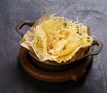 Хрустящий чипс из пармезана