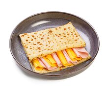 Блинчик с ветчиной и сыром