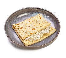 Блинчик с курицей и грибами